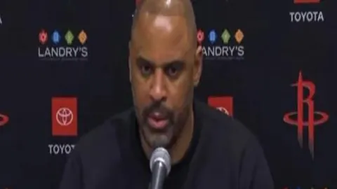 哈林末节登场，火箭常规赛54胜惜败鹈鹕，17年战绩排名第二