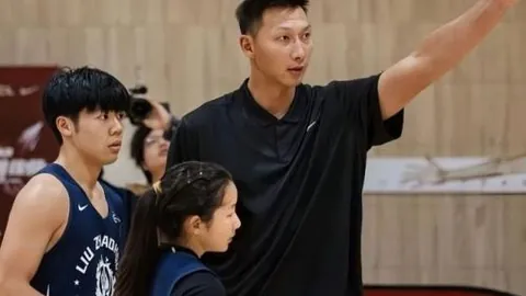 大乐透期号专家推荐：尤文防线漏洞分析